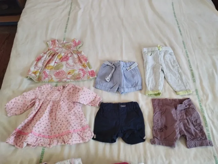 Lot 6 mois fille