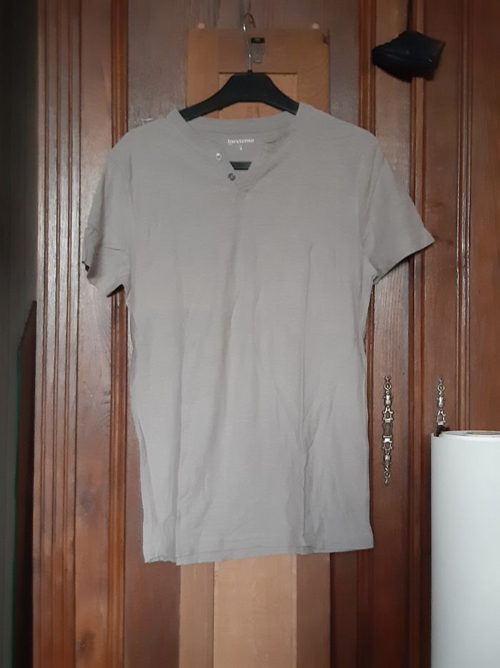 Tee-shirt