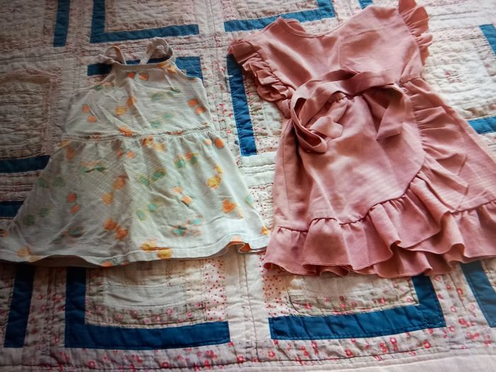 Lot de vêtements fille 18 mois - photo numéro 5