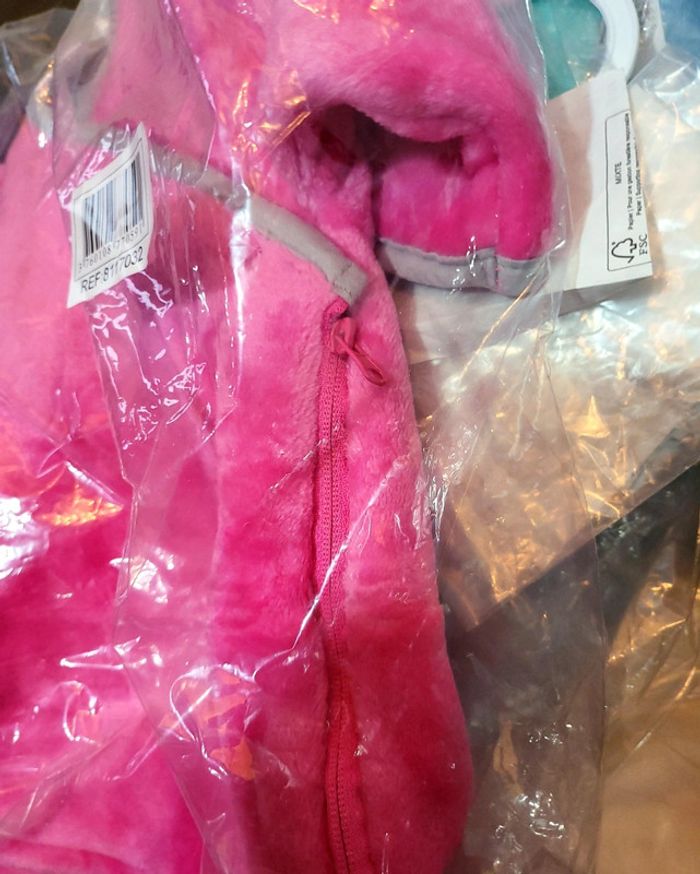 Très belle gigoteuse polaire 65cm fushia marque 3 kg7 neuf - photo numéro 6