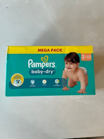 Pampers Baby Dry taille 3