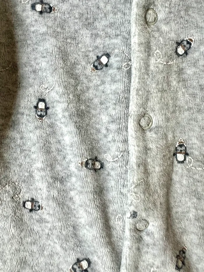 Lot 2 pyjamas Obaïbi 3 mois 59 cm – baleines & pingouins - bleu et gris – très bon état - photo numéro 7