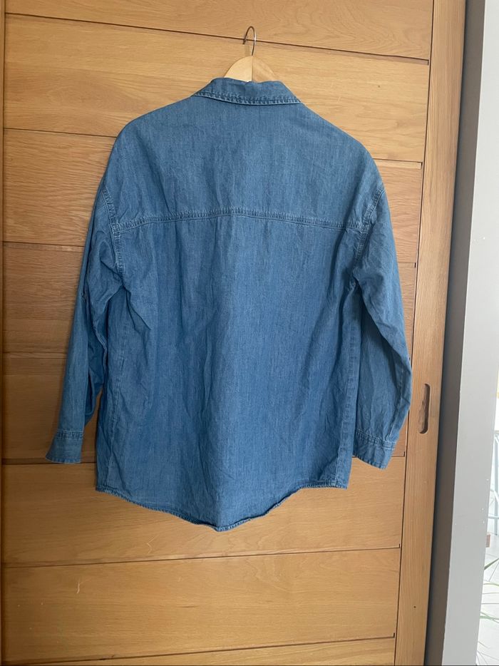 Chemise en jean neuve - photo numéro 3