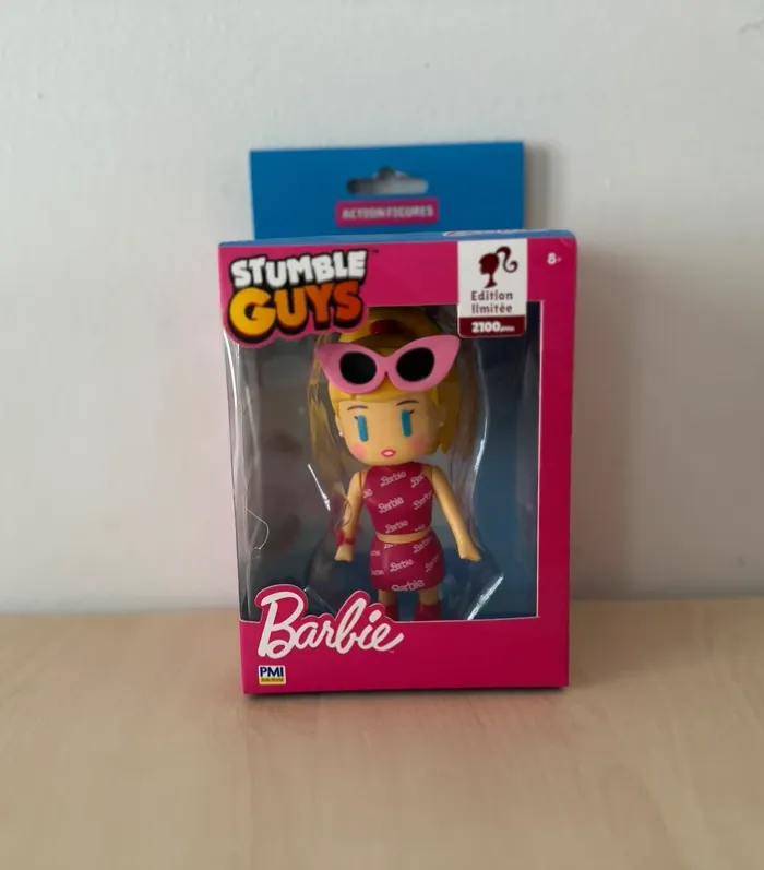 Figurine stumble guys : barbie
