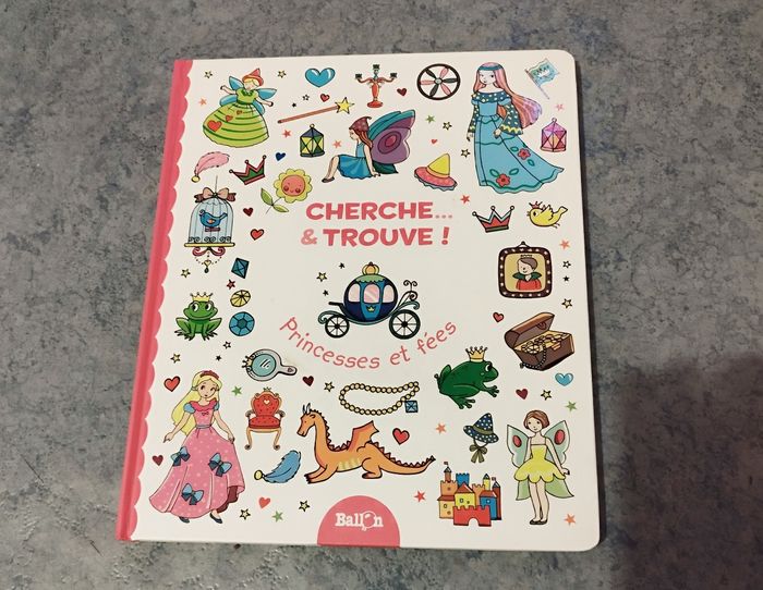 Livre cherche et trouve