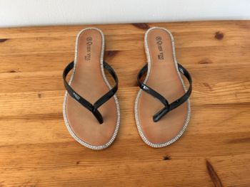 Tongs