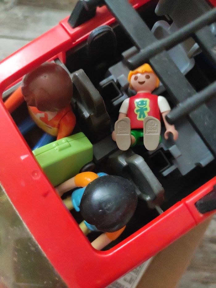Voiture playmobil - photo numéro 2