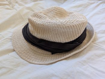 Chapeau