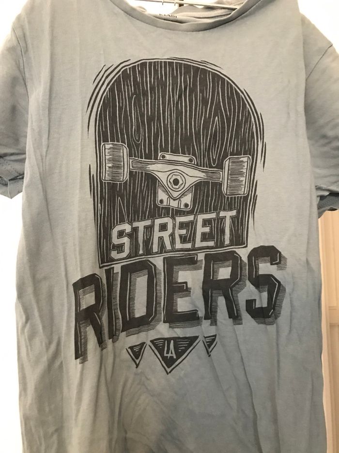 Tee-shirts - photo numéro 3