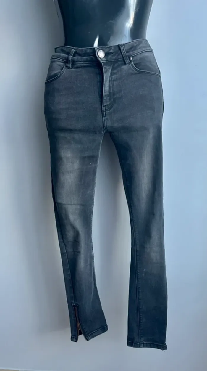 camaieu jean noir skinny taille 36 regarder toutes les photos et mesures - photo numéro 2