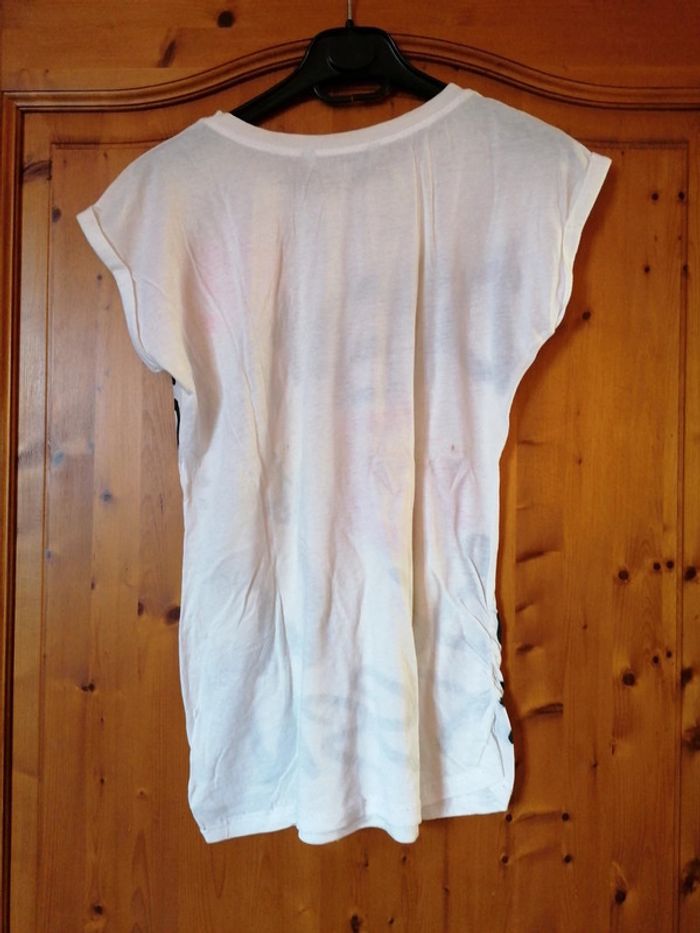 T-shirt - photo numéro 3