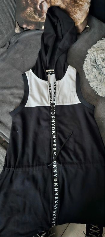 Robe capuche