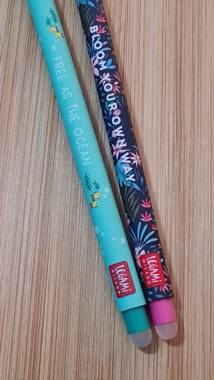 Legami Fleur 🌸+ Astronaute 🪐Logo Legami = 2 Stylos Effaçables Neufs - photo numéro 3