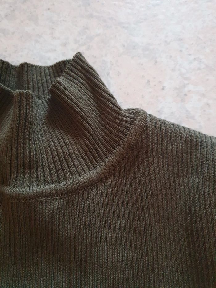 Pull court H&m kaki - photo numéro 2