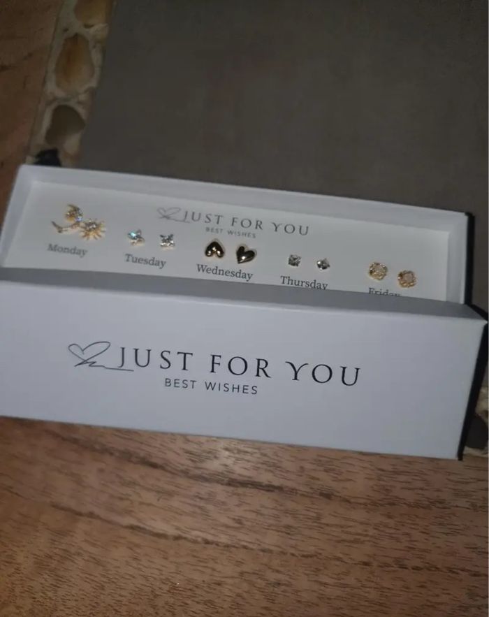 Set de boucles d'oreilles - 5 paires pour toute la semaine - photo numéro 5