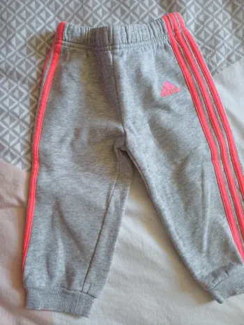 Jogging adidas