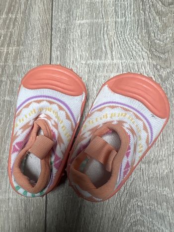 Chaussons bébé pointure 16/17 