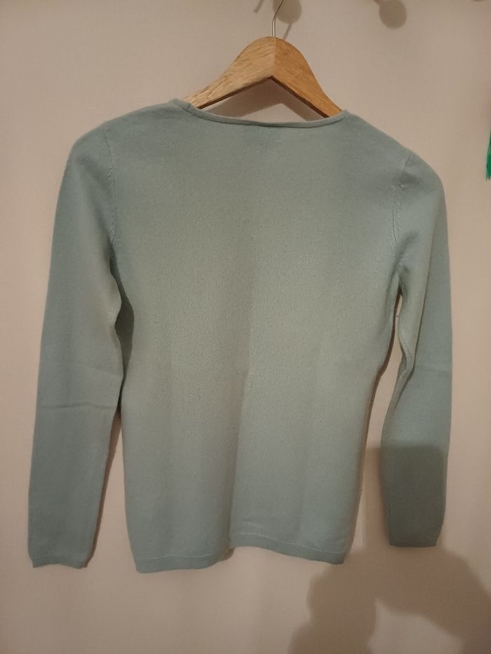 Pull encolure V - photo numéro 3