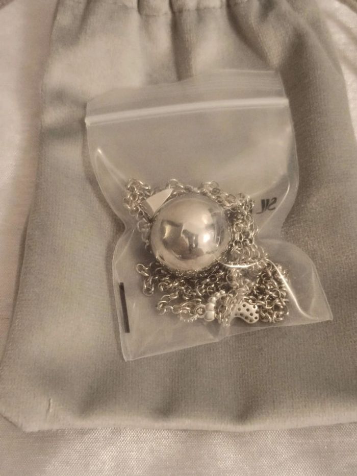 Collier Bola de Grossesse + pochette en satin - photo numéro 3