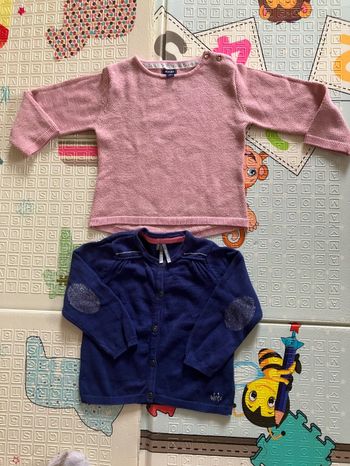 Vend 1 pull et 1 gilet neufs taille 18 mois