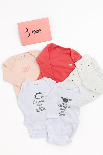 Lot body bébé fille 3 mois