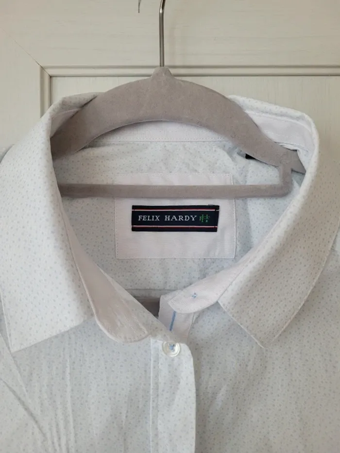 Chemise - photo numéro 4