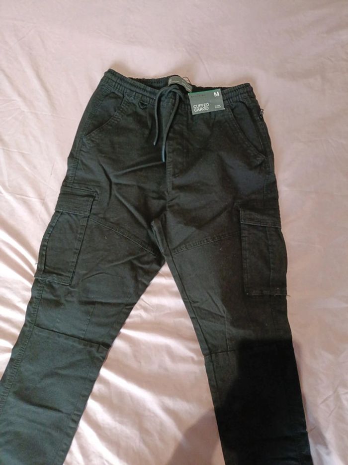Pantalon cargo taille M neuf avec étiquette - photo numéro 2