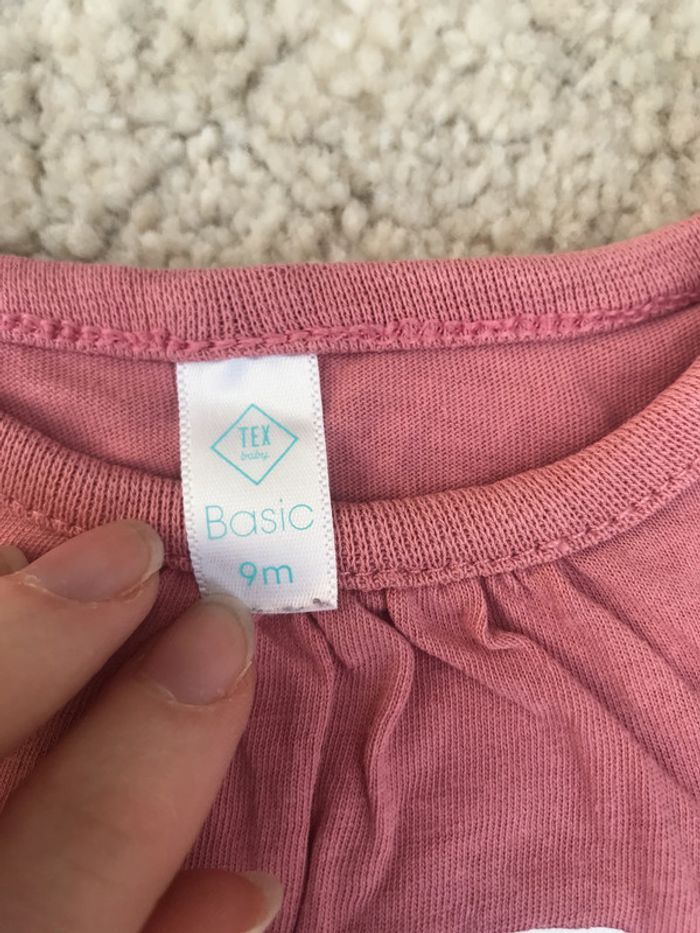 Tee-shirt à manches longues chat rose comme neuf- 9 mois - tex - photo numéro 3