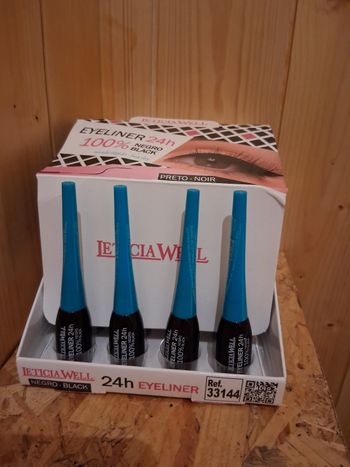 Eye-liner noir liquide leticia well 1e 