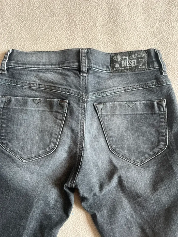 Jeans diesel - photo numéro 5