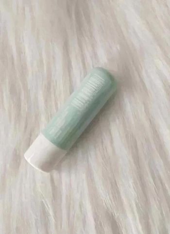 Baume à lèvres hydratant et parfumé