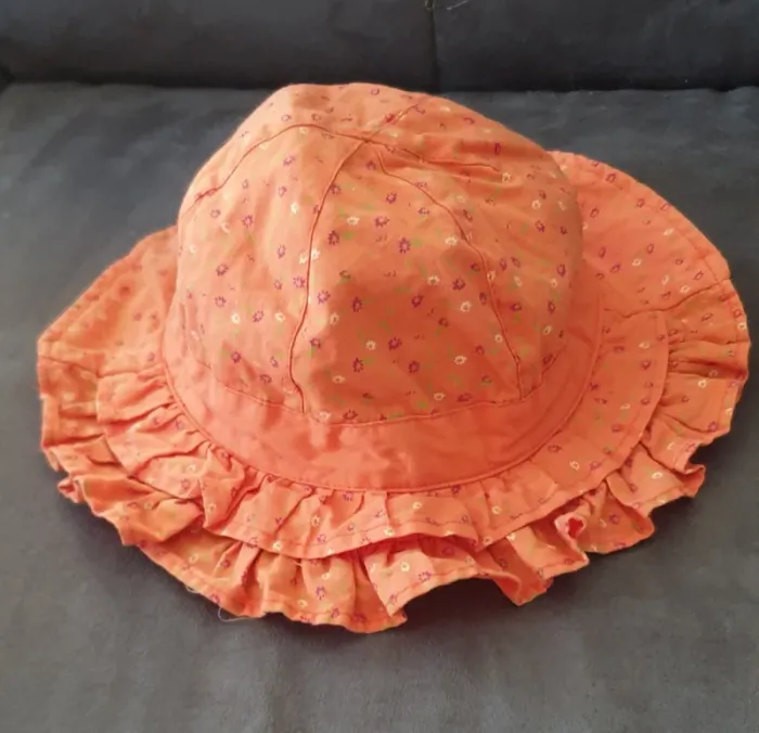 Chapeau orange T48