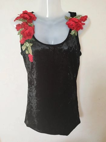 Top noir fleurs