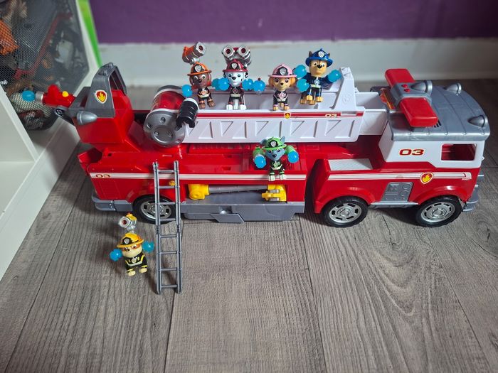 Camion de pompiers Marcus