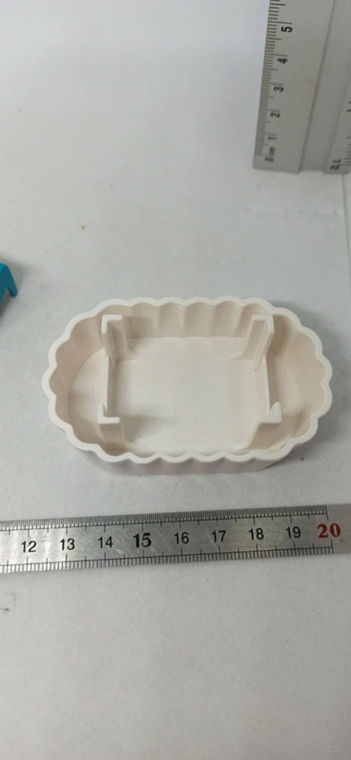 Table drapée fleurie blanche avec chaises bleues playmobil - photo numéro 3