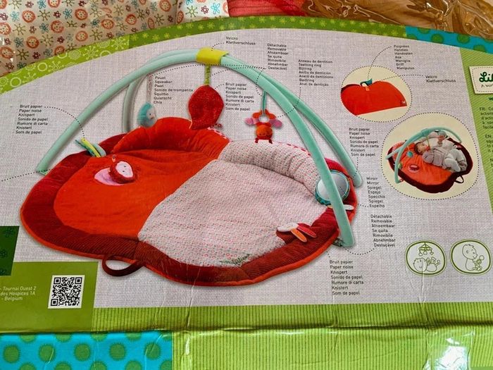 Tapis d'éveil pomme Juliette Lilliputiens - photo numéro 4