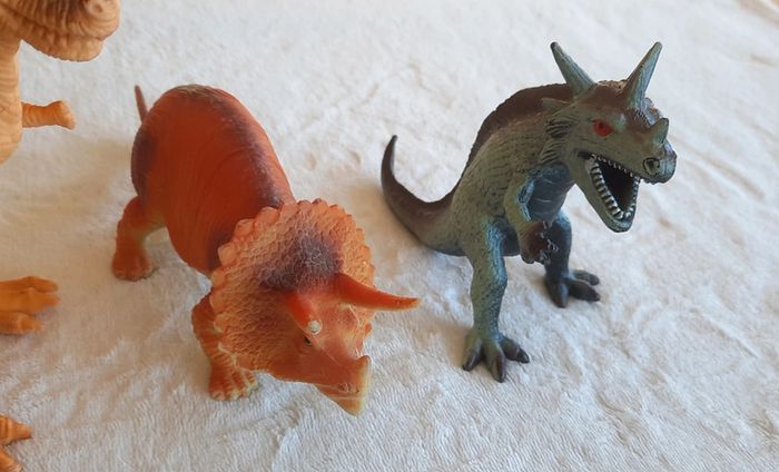 Lot de 3 gros Dinosaures - photo numéro 3