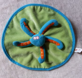 Doudou rond plat bleu et vert - Pieuvre - Badabulle