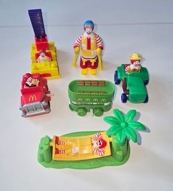 Lot de 6 jouets happy meal vintages de 1994 à 1996
