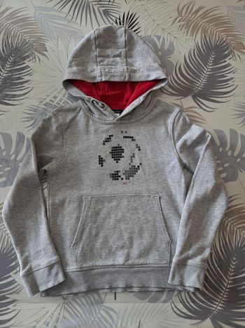 Pull dessin ballon de foot