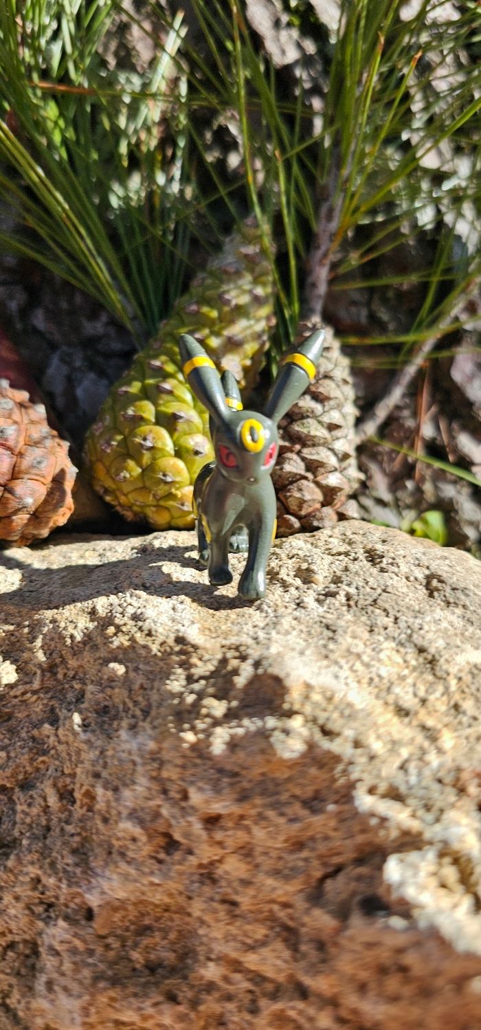 Super figurine Pokemon Nintendo tomy Évolution de Évoli noctali - photo numéro 2