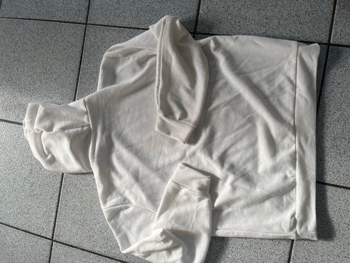 Pull à capuche blanc