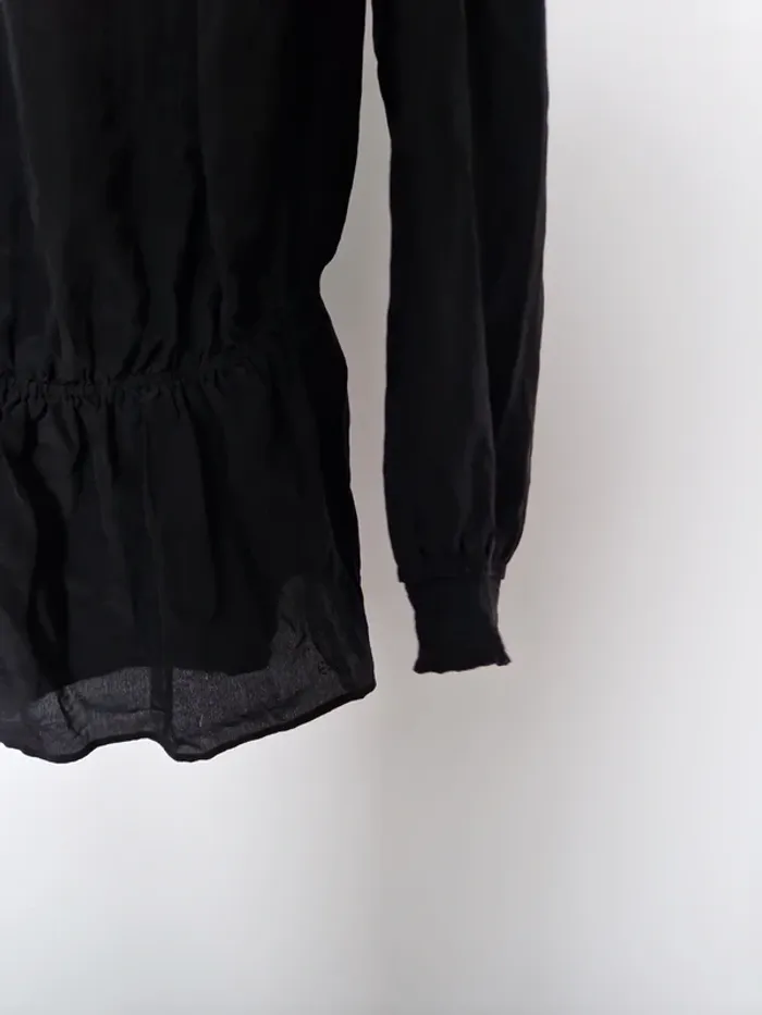 Blousse noir escada - photo numéro 3