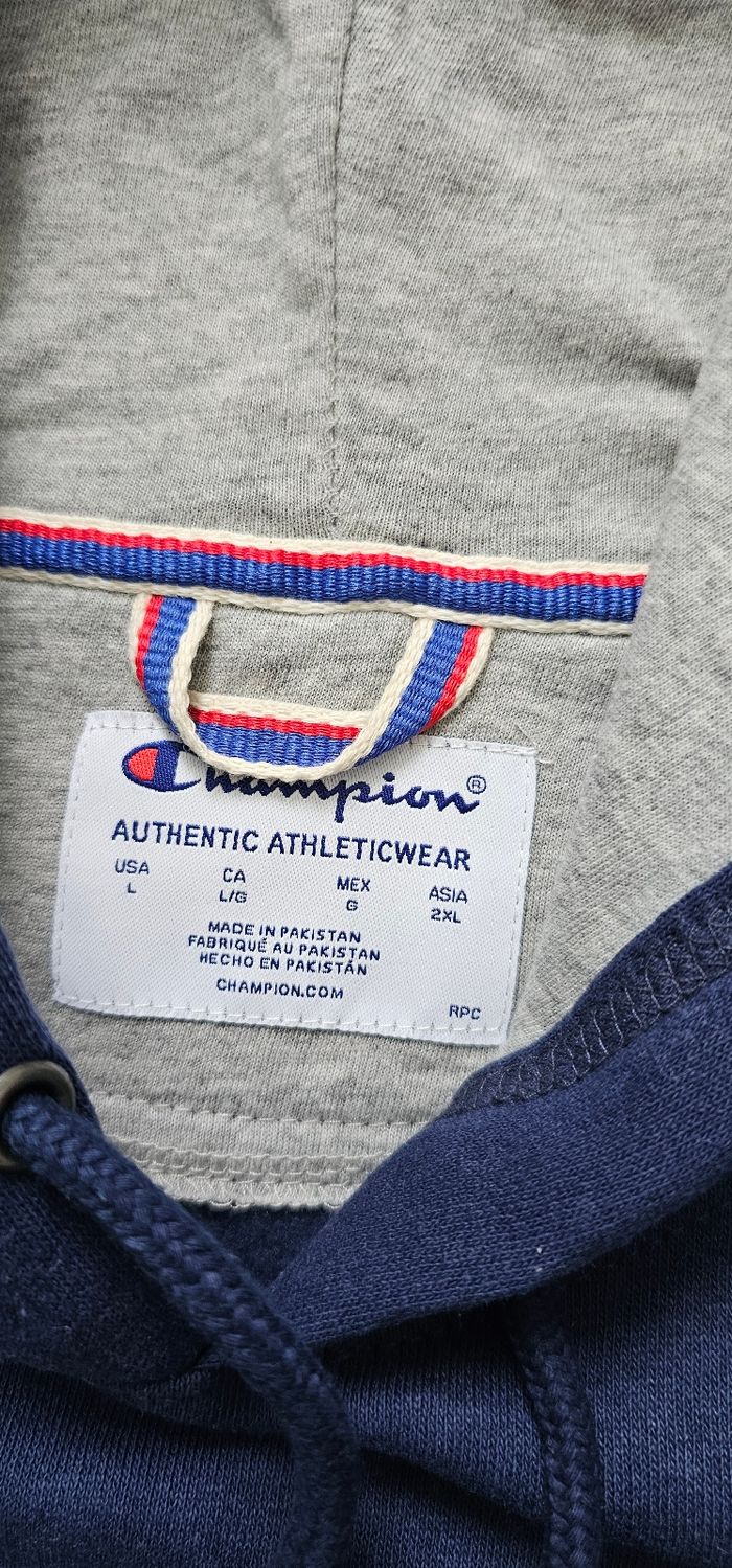 Sweat à capuche de la marque Champion L Neuf - photo numéro 9