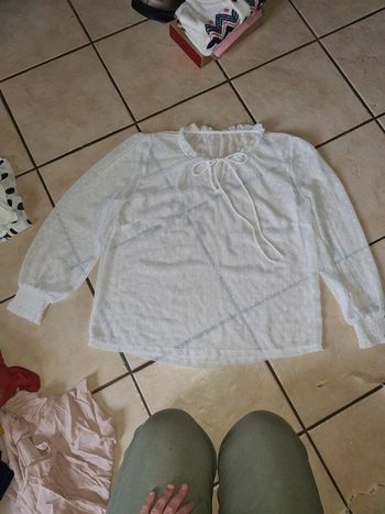 Haut kiabi dentelle blanche