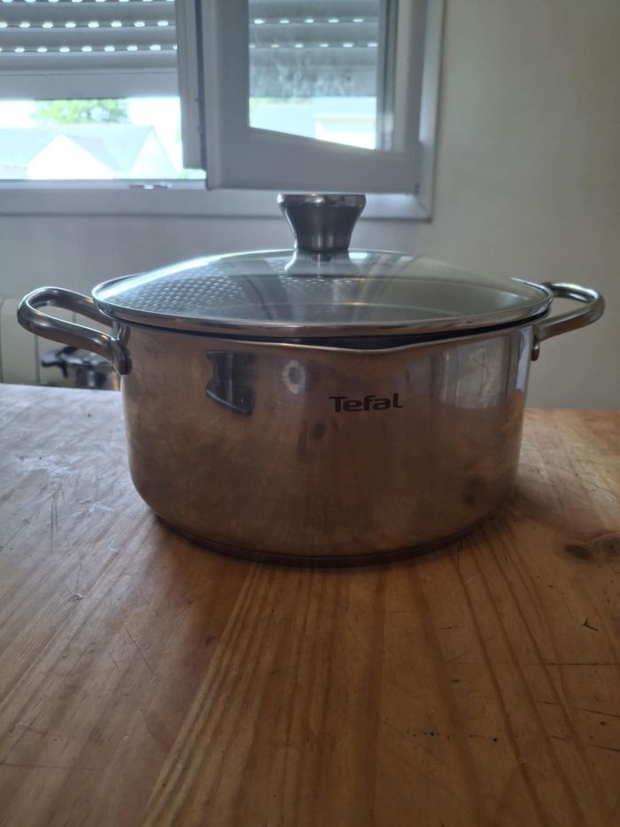 Faitout marmite 4.7L Tefal en inox tout feux dont induction + couvercle en verre - photo numéro 2
