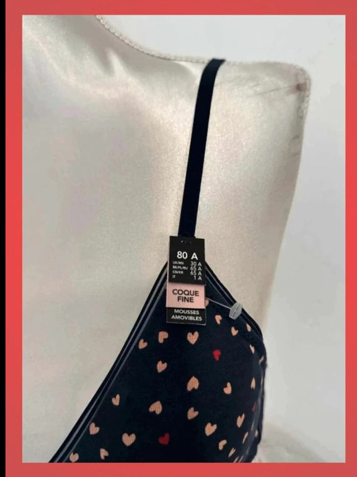 Petits prix :) Soutien-gorge - photo numéro 2