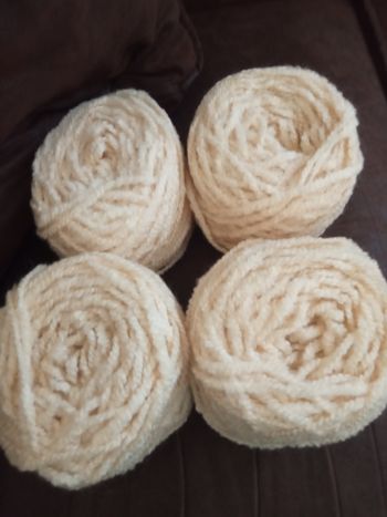 Lot de 4 Pelotes Fantaisies Blanc cassé (365g)