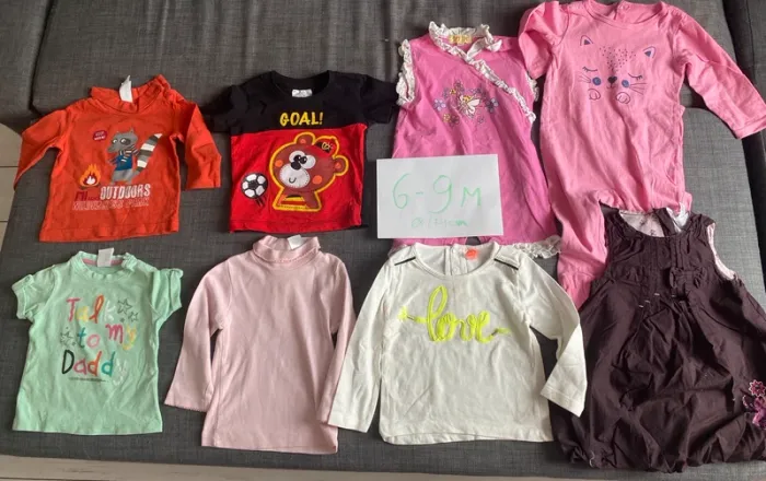 Vêtements 6-9 mois