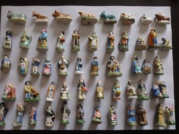 Lot de 53 fèves/santons/religion/crèche